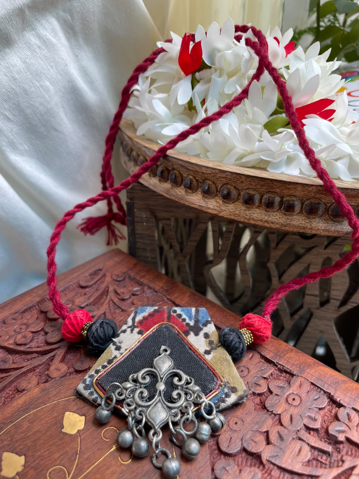 Aranya Fabric Choker