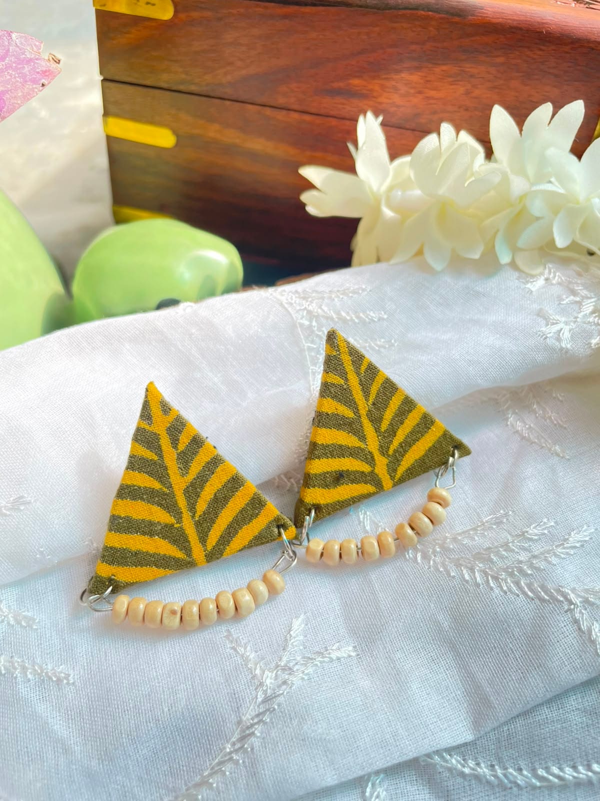 Olive & Mustard Leaf Triangles