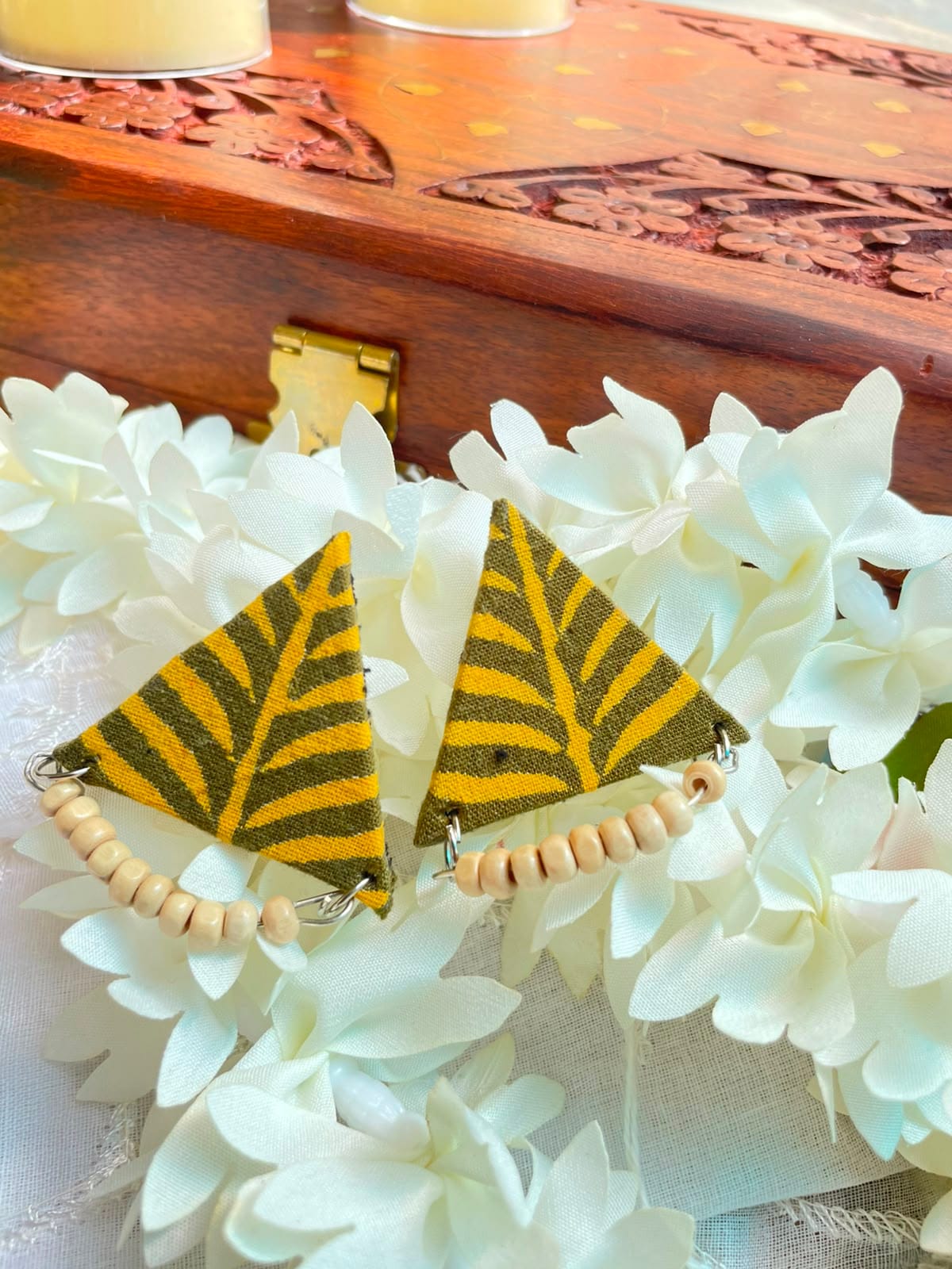 Olive & Mustard Leaf Triangles - Image 4