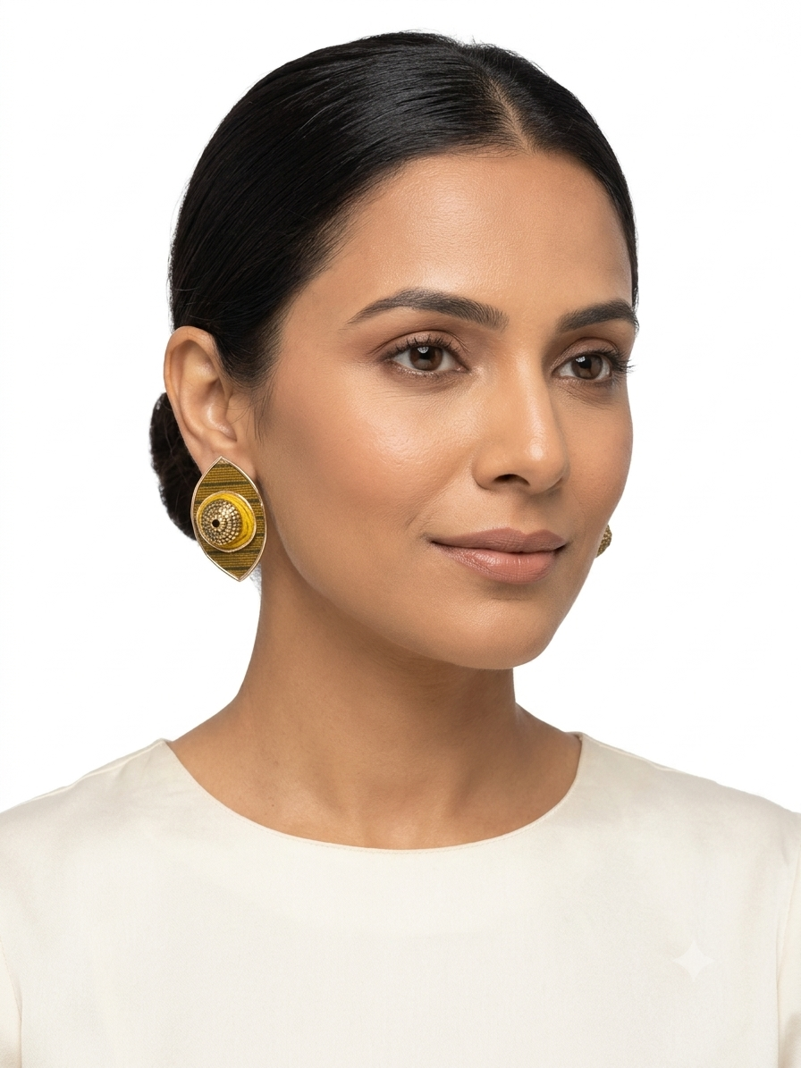 Nazar-e-Swarn Earring Studs - Image 2
