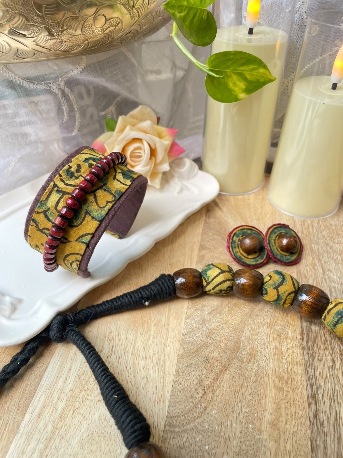 Swarn - Necklace, Earring and Handcuff set - Image 6