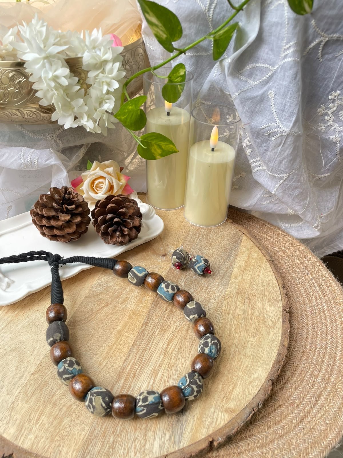 Sandhya Necklace and Earring set - Image 3