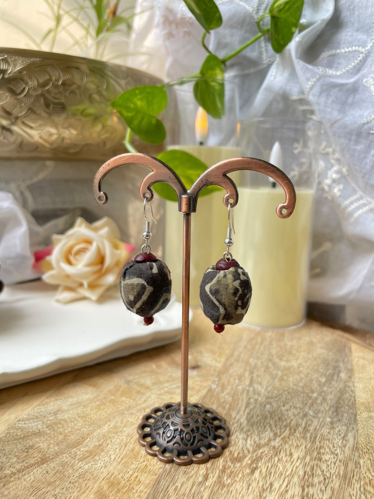 Sandhya Necklace and Earring set - Image 4