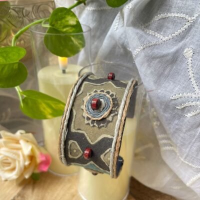 Sandhya Handcuff