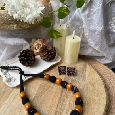 Vasudha Necklace and Earring Set