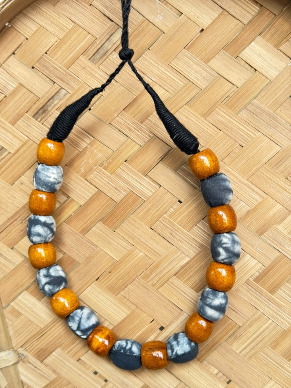 Meghika Necklace and Earring Set - Image 5