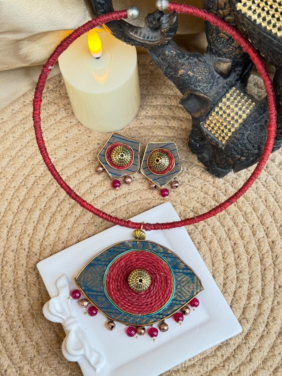 Nazar-e-Surkh Hasli Necklace and Earring Set