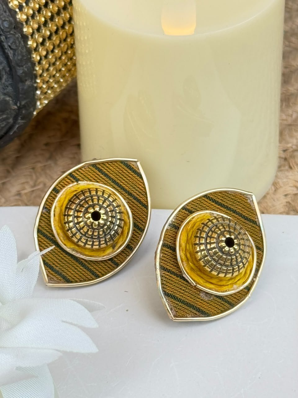 Nazar-e-Swarn Earring Studs - Image 4
